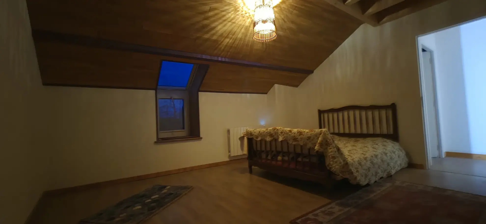 Maison de village à Servin de 191 m² avec deux unités, garage et terrain - Excellent potential d'investissement 