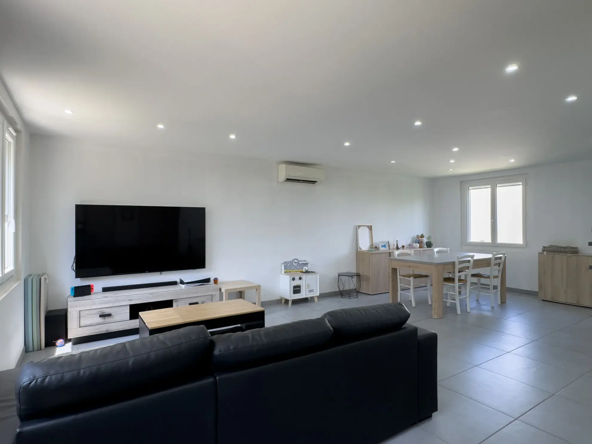 Maison rénovée de 80 m² avec jardin à Guilherand-Granges en Ardèche 