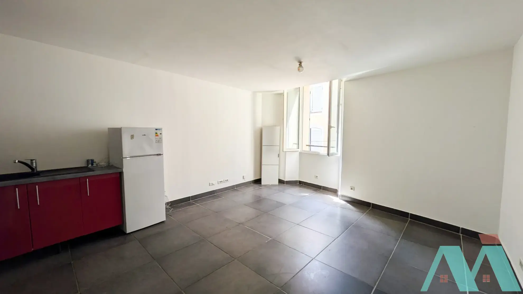 Immeuble de rapport à vendre au Luc-en-Provence avec potentiel locatif élevé 