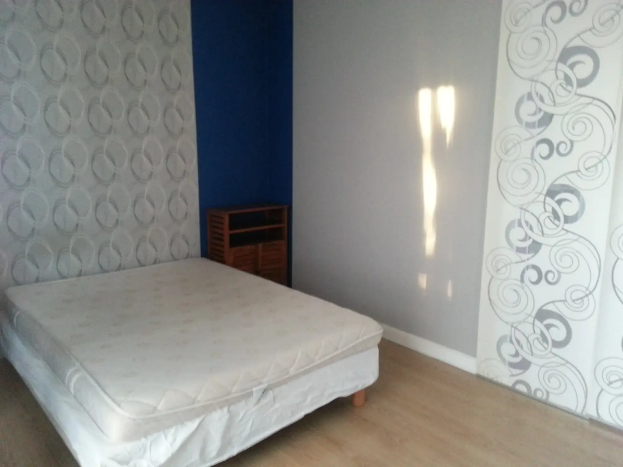 Appartement T2 loué à Niort avec balcon et parking - Investissement immobilier 