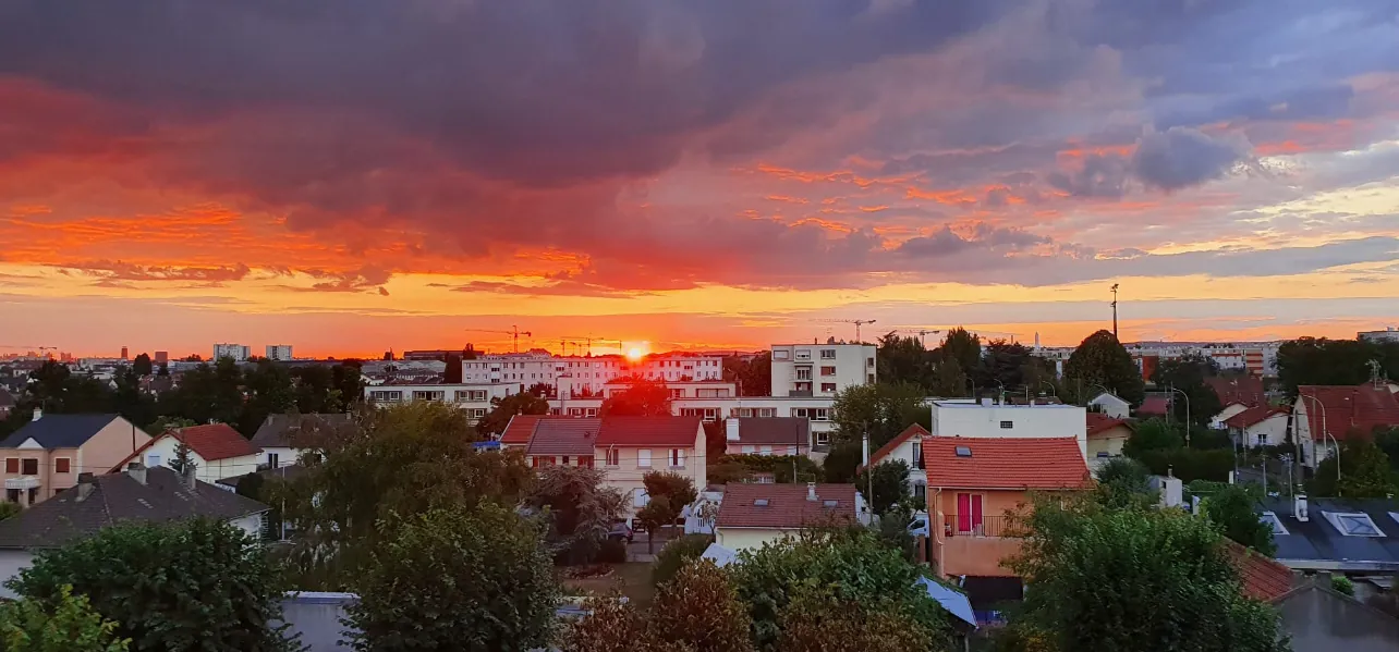 Appartement T3 à Le Blanc Mesnil – 55 m², parking et cave, idéal investissement ou résidence principale 