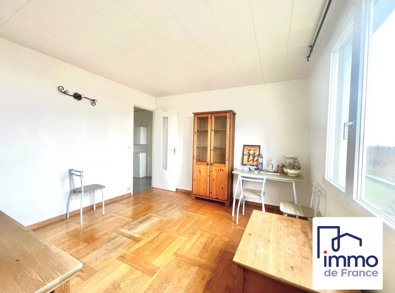 Appartement T3 à vendre à Le Blanc-Mesnil avec parking et cave – Opportunité idéale