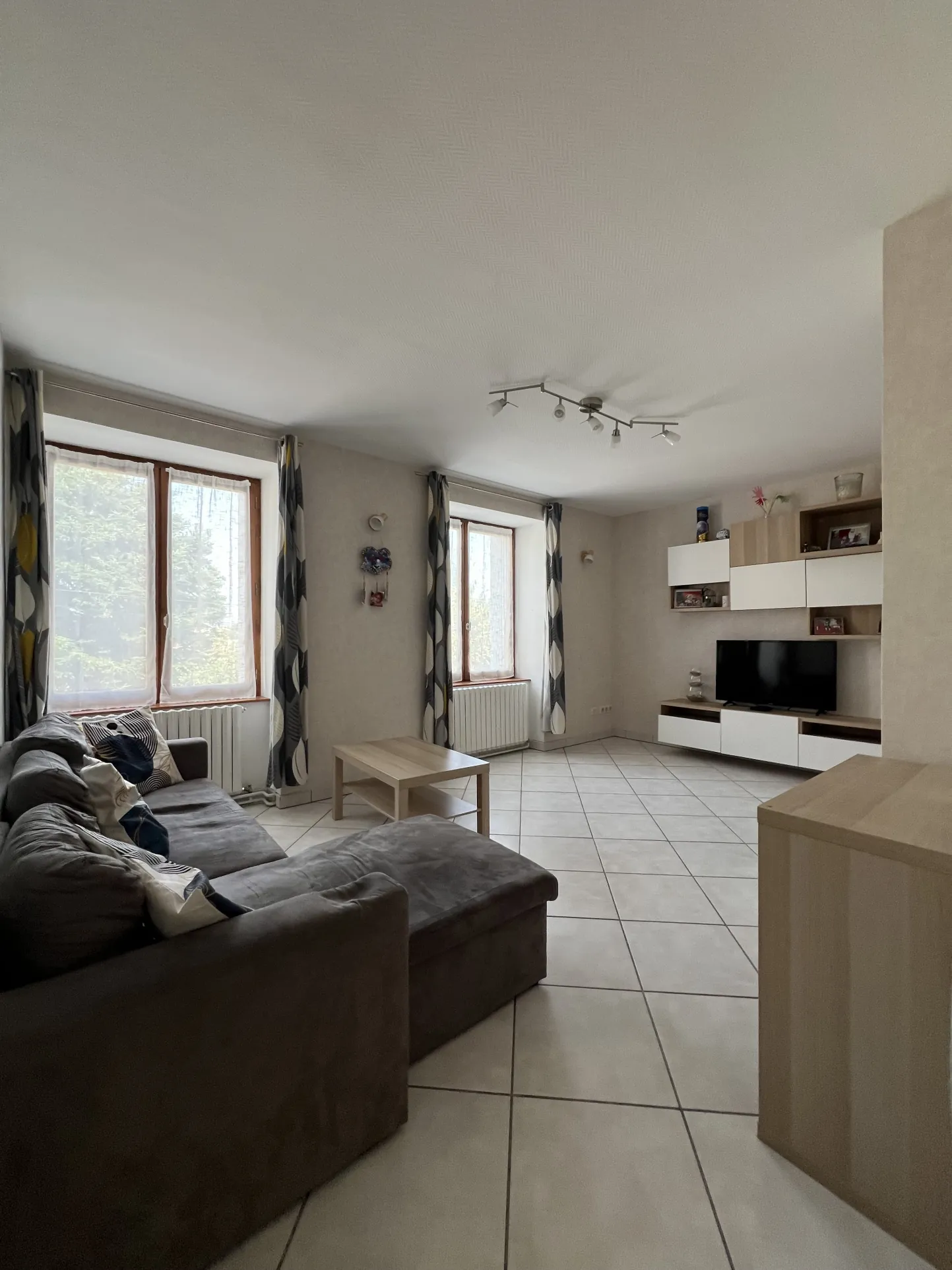 Charmante maison de village en pierre avec terrain à Saint-Just Malmont 