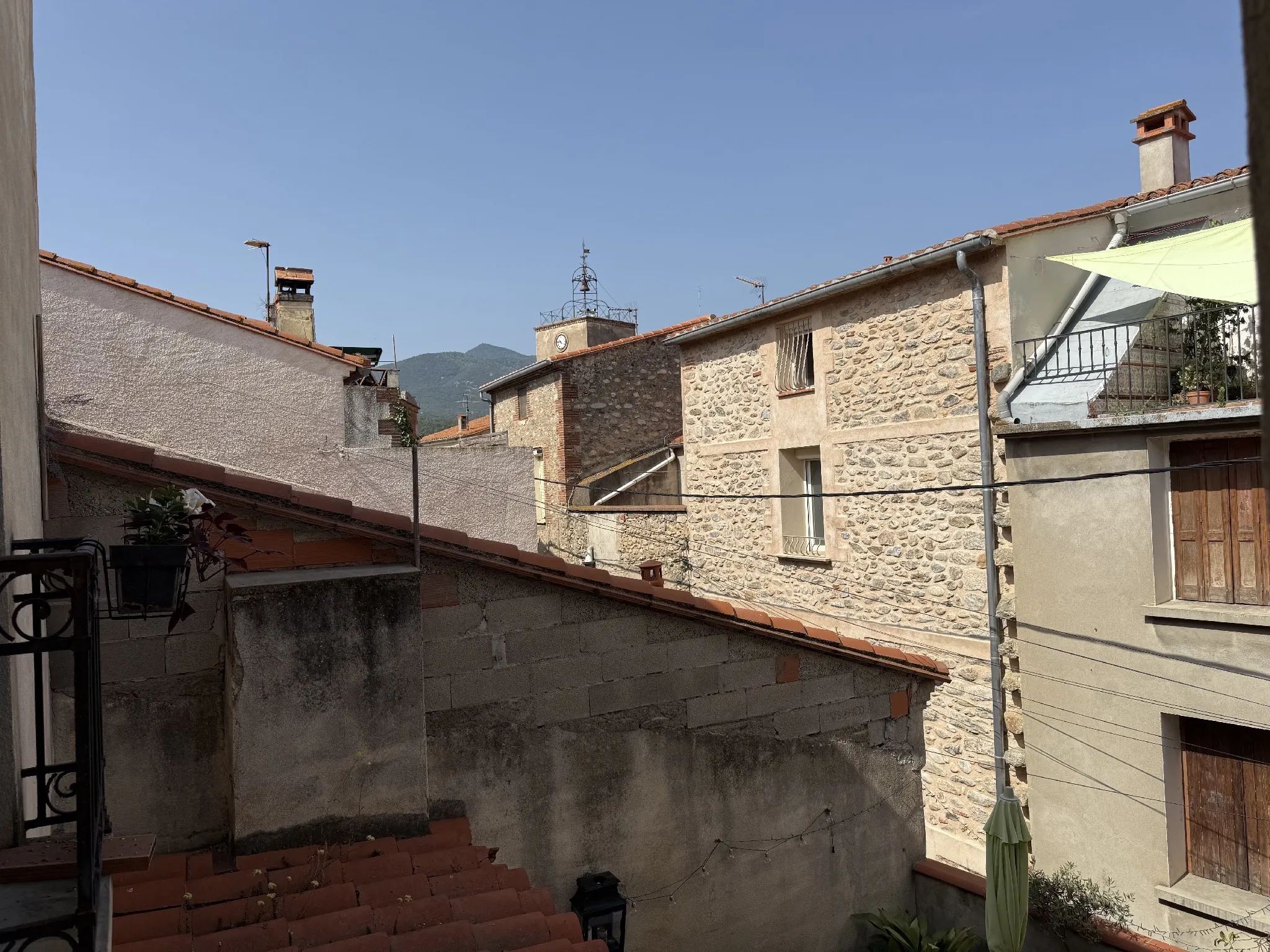 Maison de village historique avec terrasse et garage à Maureillas-las-illas 