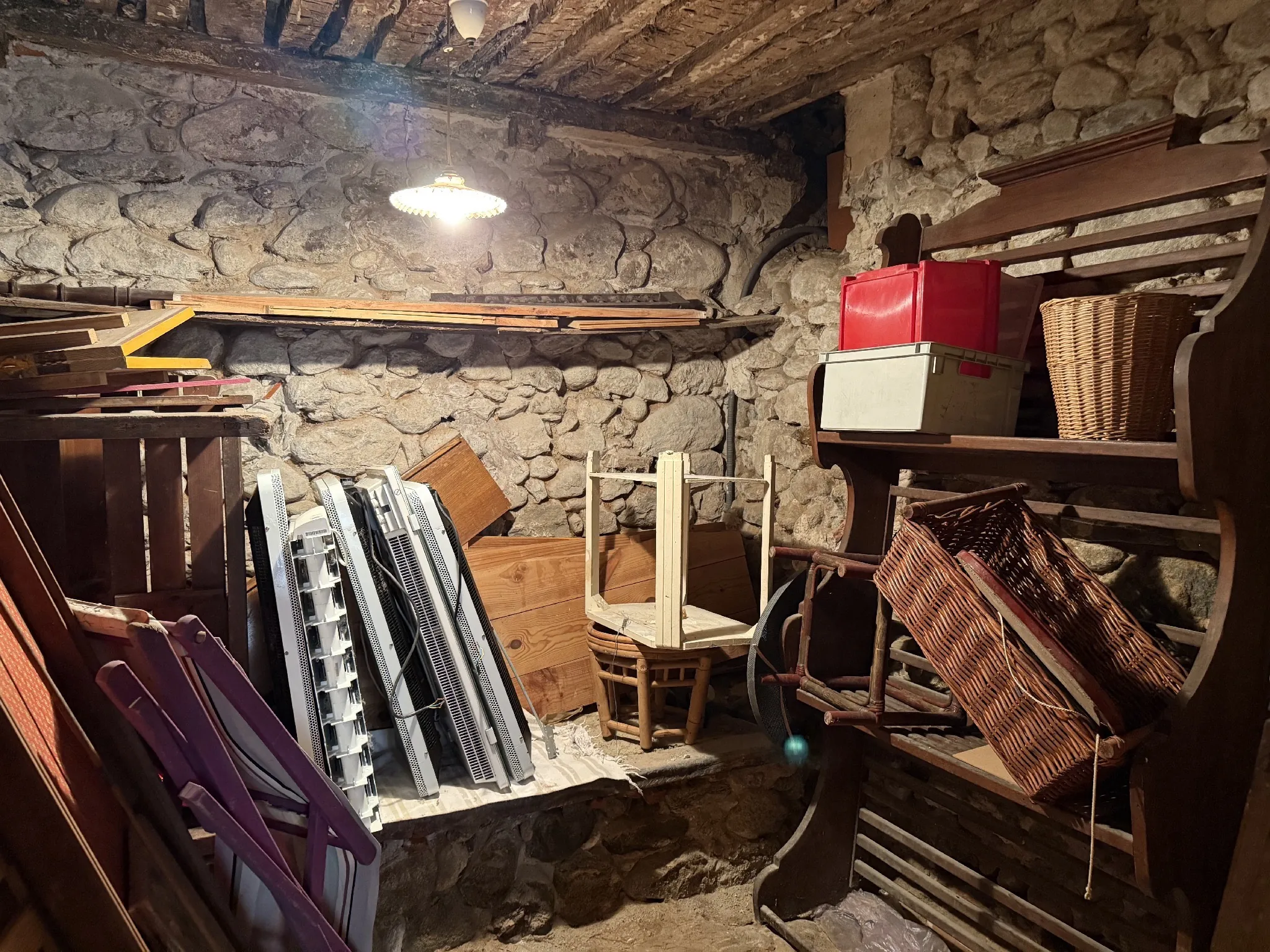 Maison de village historique avec terrasse et garage à Maureillas-las-illas 