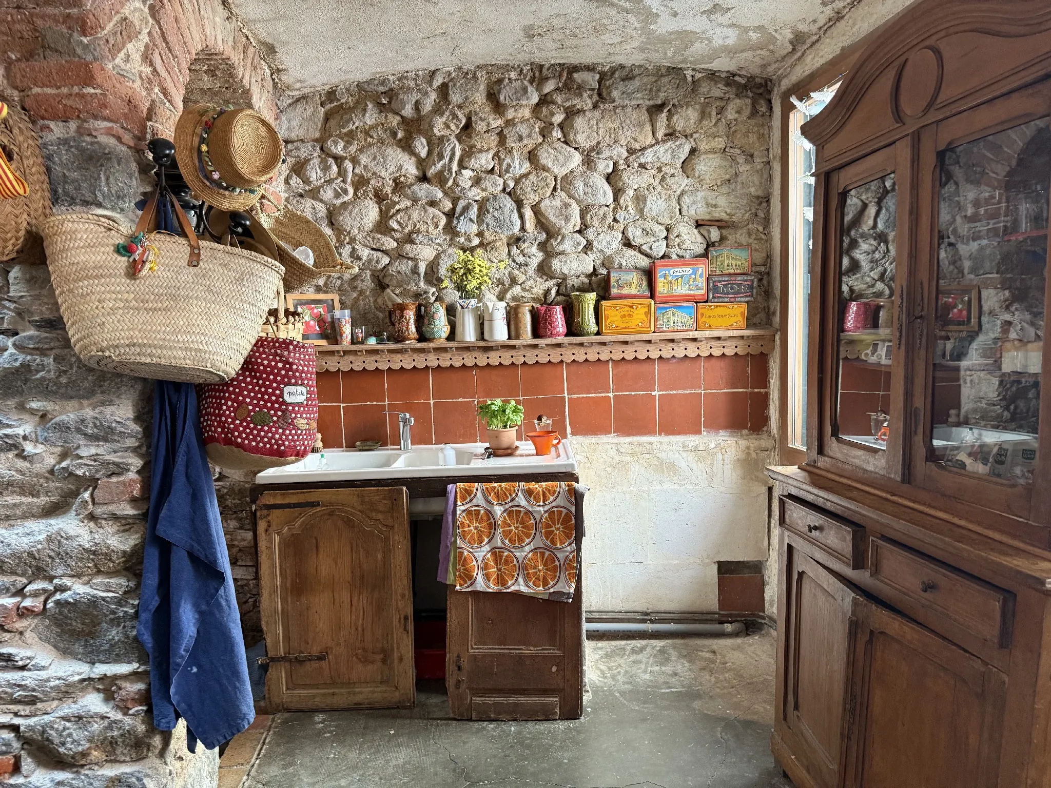 Maison de village historique avec terrasse et garage à Maureillas-las-illas 