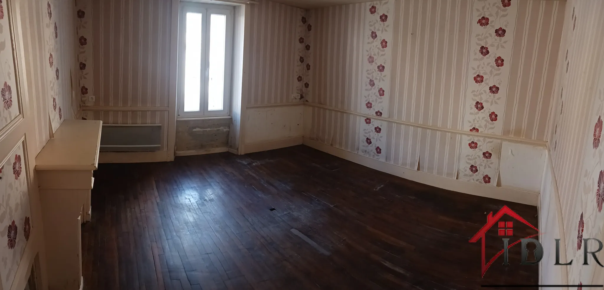 À vendre à Gevigney-et-Mercey : maison de 58m² avec dépendances et jardin, opportunité d'investissement 