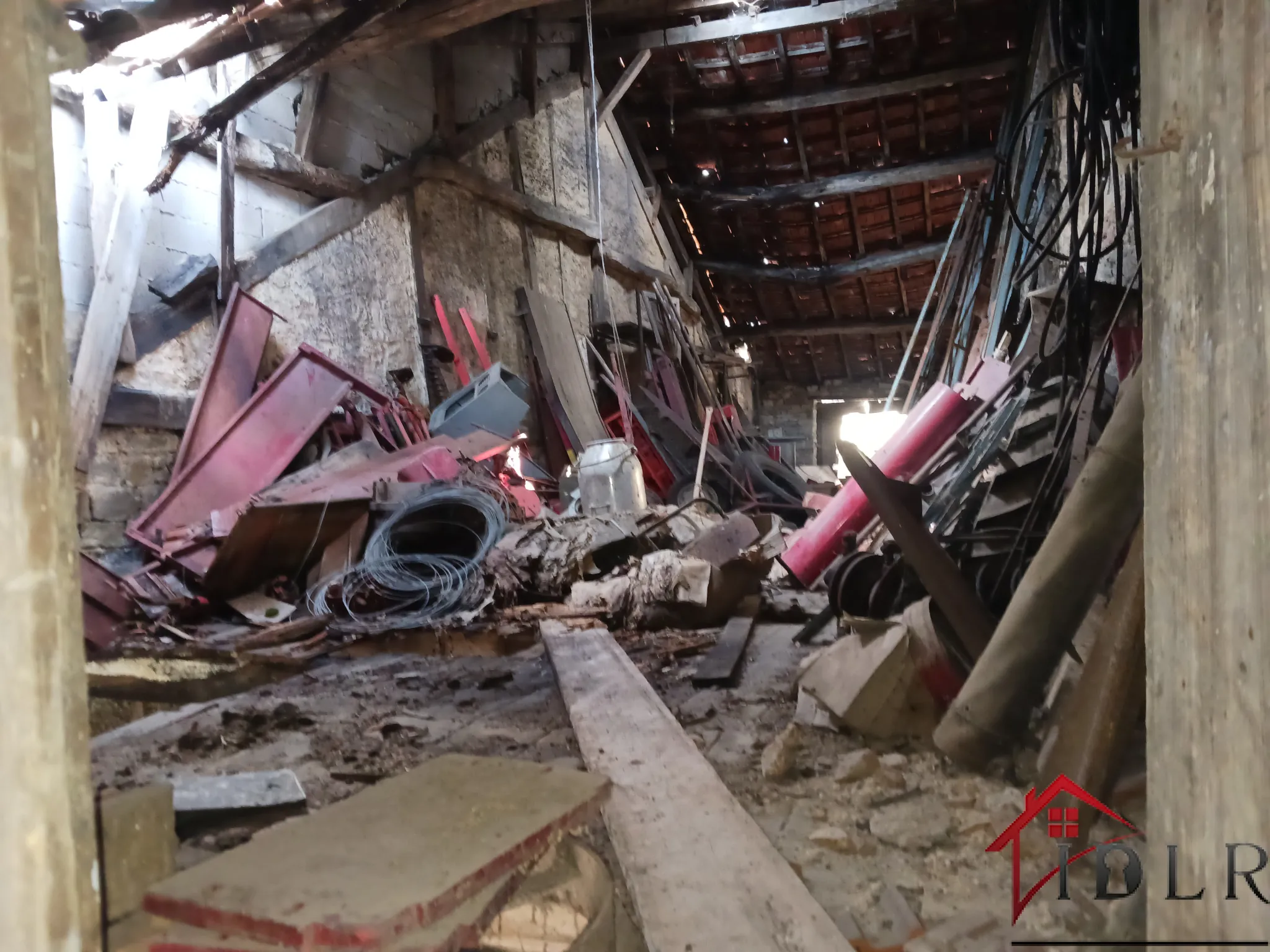 À vendre à Gevigney-et-Mercey : maison de 58m² avec dépendances et jardin, opportunité d'investissement 