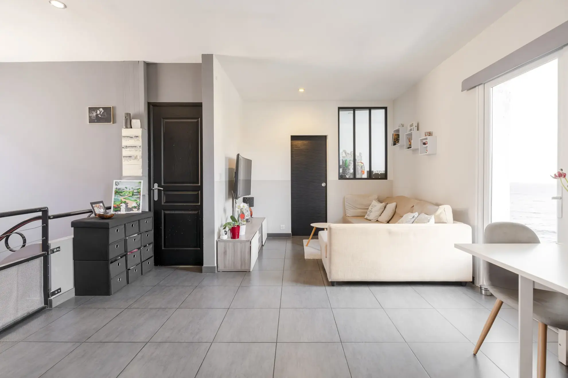 Appartement 3 pièces avec terrasse et parking à La Seyne-sur-Mer, Evescat 