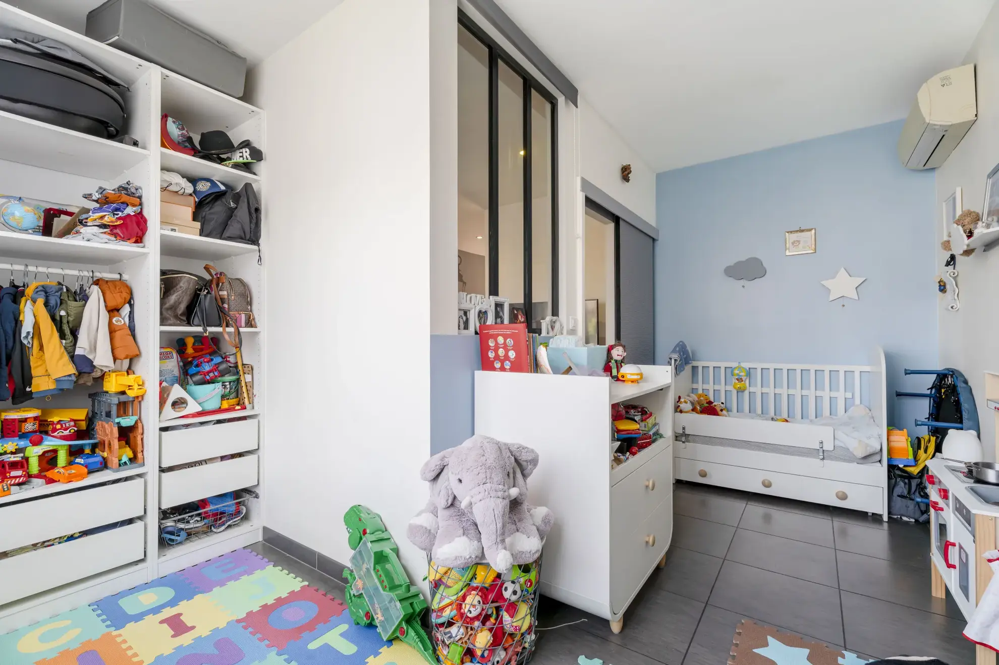 Appartement 3 pièces avec terrasse et parking à La Seyne-sur-Mer, Evescat 