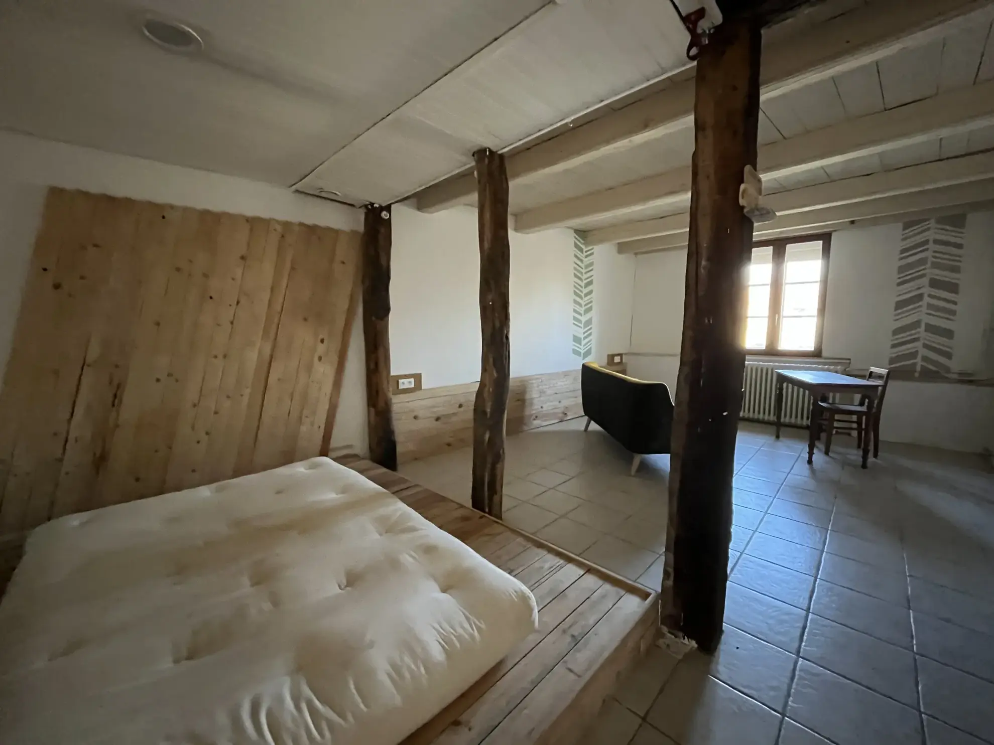 Maison de charme à Colombey les Choiseul – 156 m² avec jardin privé 