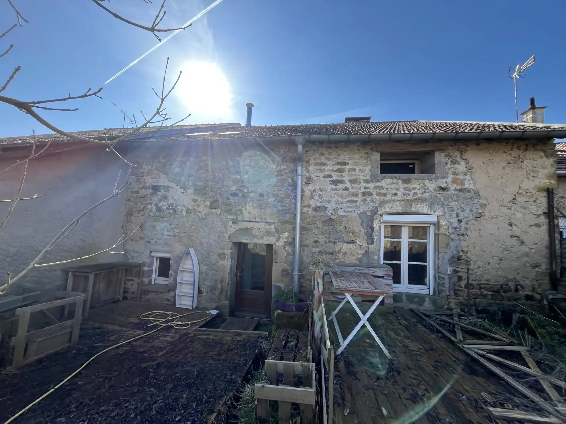 Maison de charme à Colombey les Choiseul – 156 m² avec jardin privé 