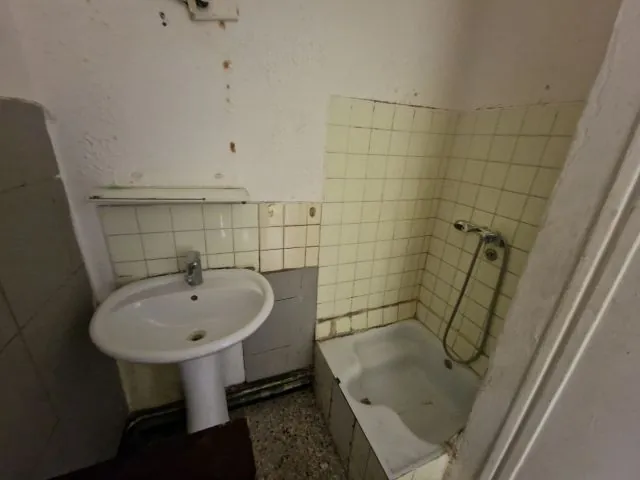 Studio à vendre à Aix-en-Provence - 18 m², balcon, résidence sécurisée 