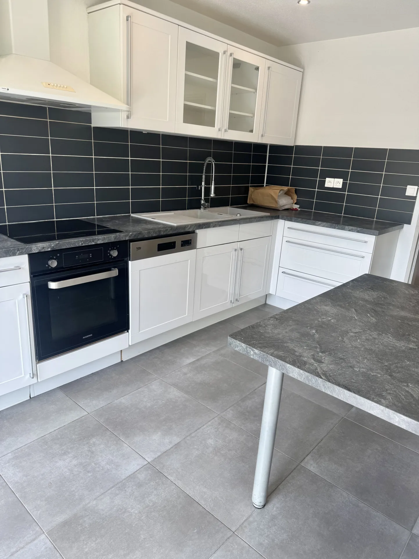 Appartement 3 pièces rénové à Illzach avec balcon et cave