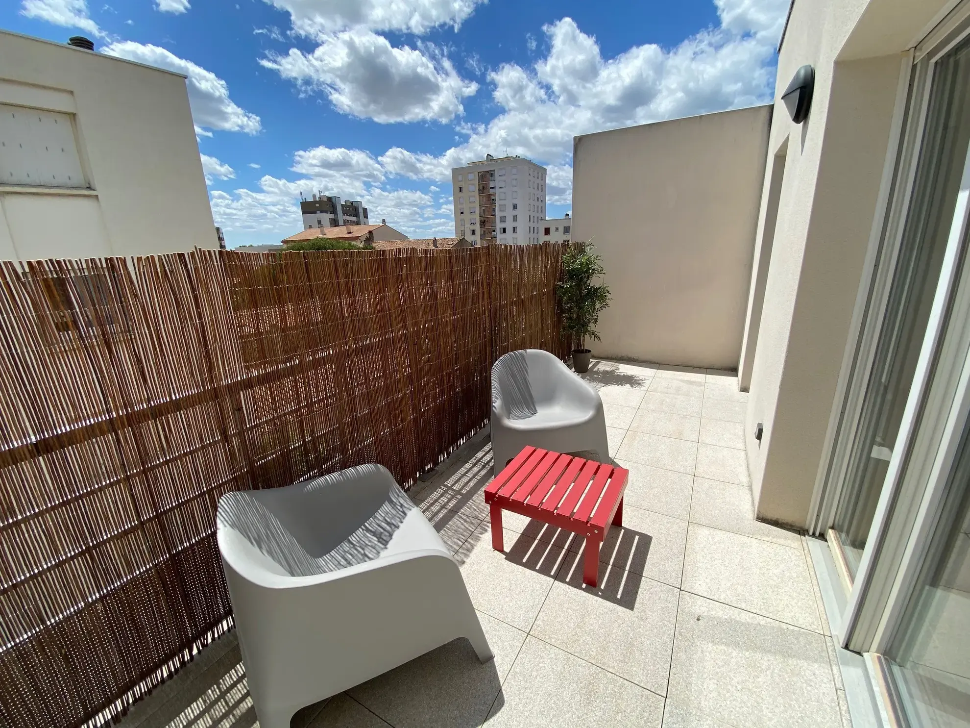 Achat appartement T3 avec terrasse et parking à Nîmes