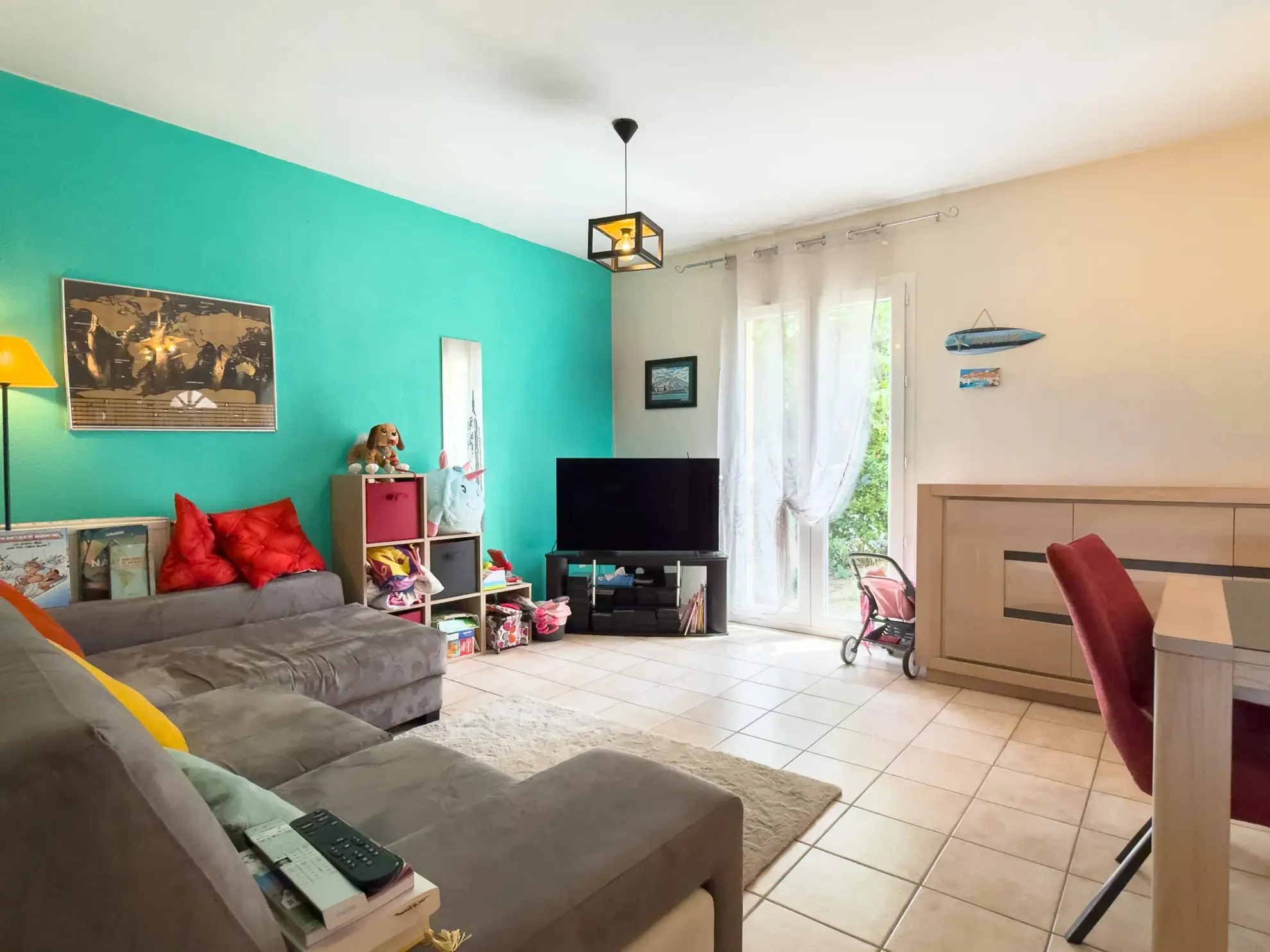 Maison 3 chambres avec garage, piscine hors-sol et travaux récents à Tauléac, Privas 