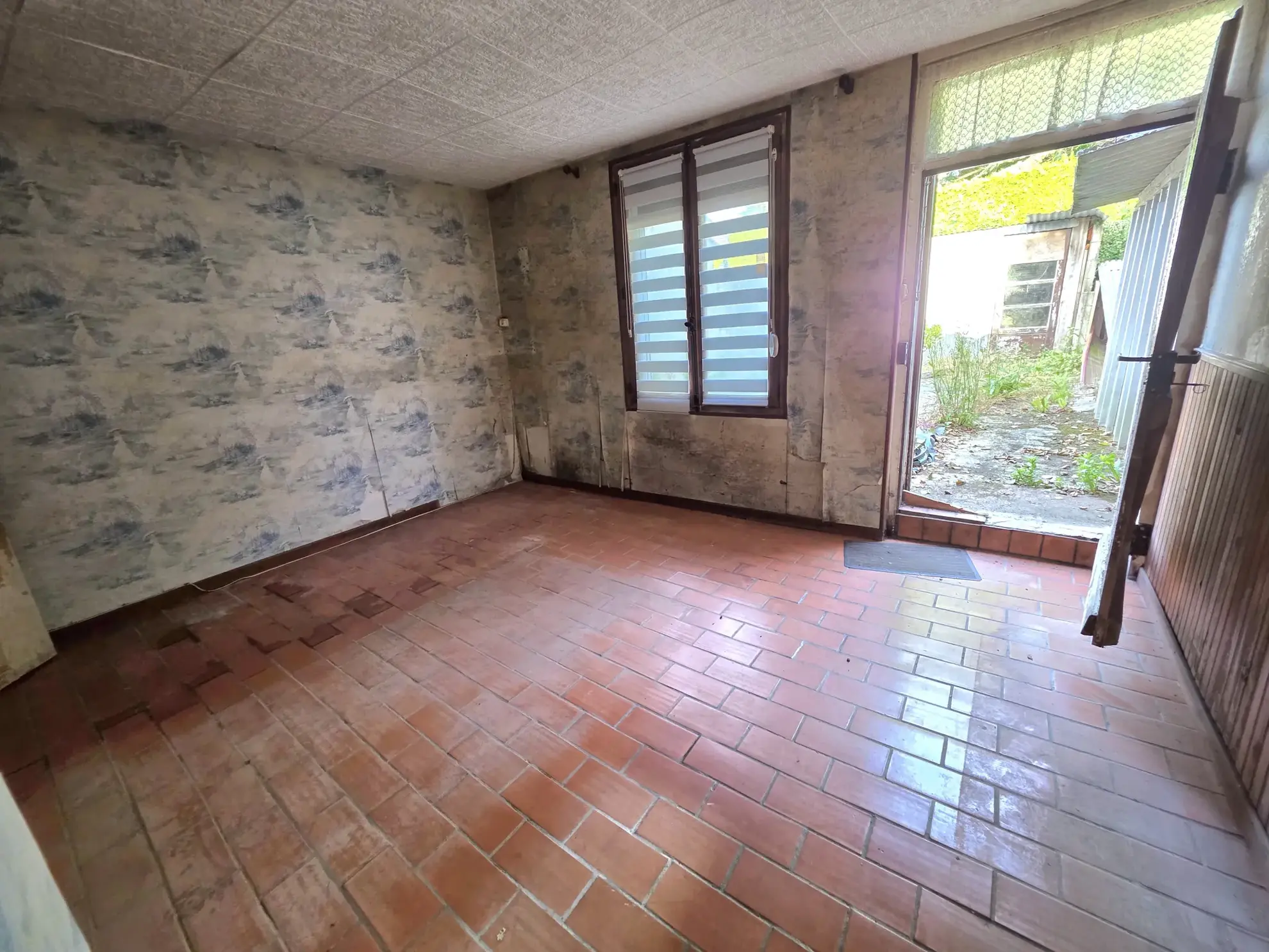 Maison à rénover de 66 m² avec terrain et garage à Hesdigneul-lès-Boulogne 