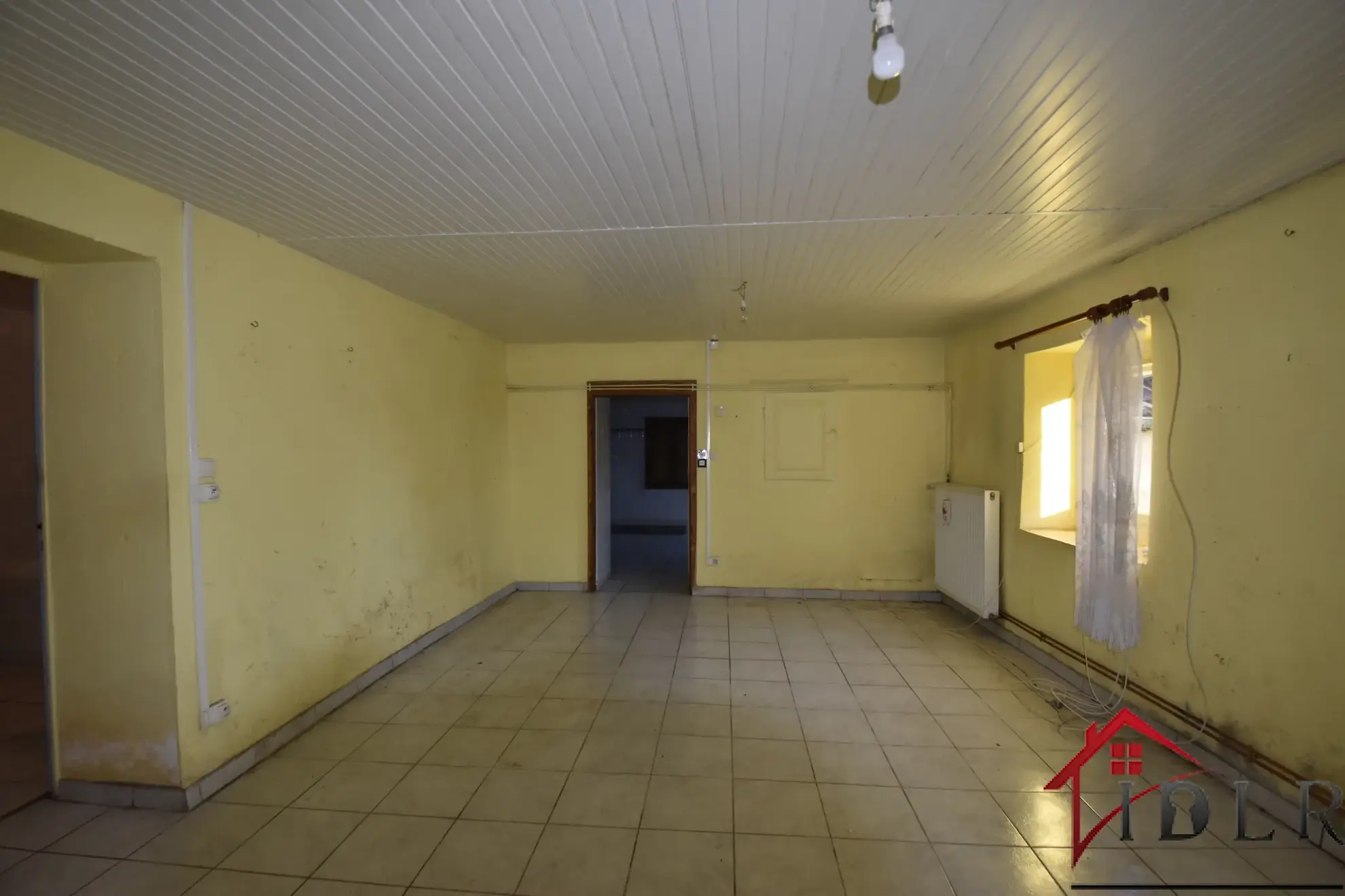 Maison de village à rénover avec jardin à Fontaine les Clerval, idéale pour projet personnalisé 