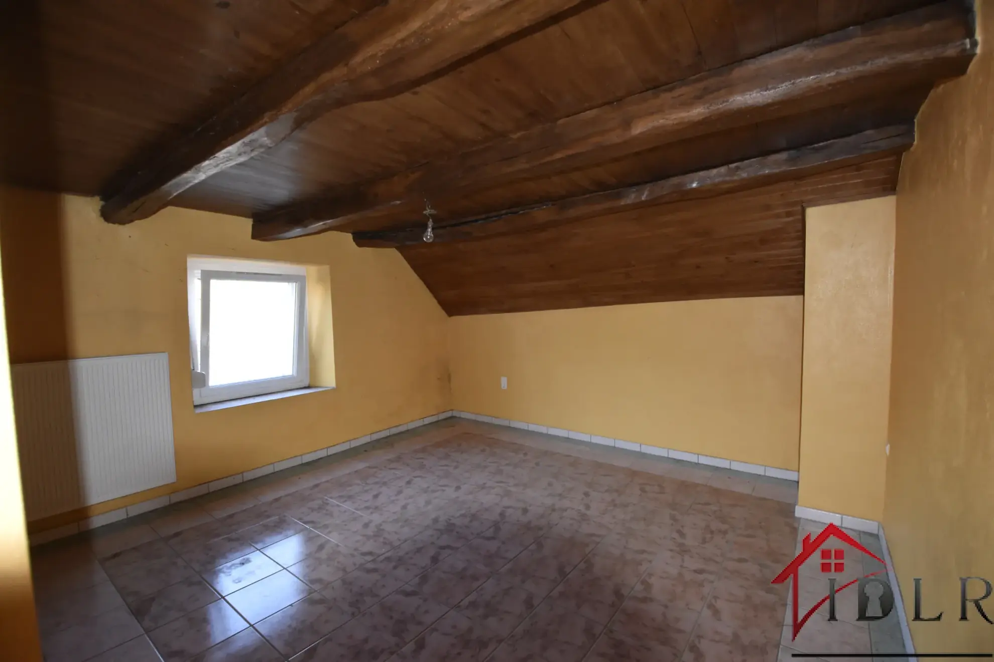 Maison de village à rénover avec jardin à Fontaine les Clerval, idéale pour projet personnalisé 