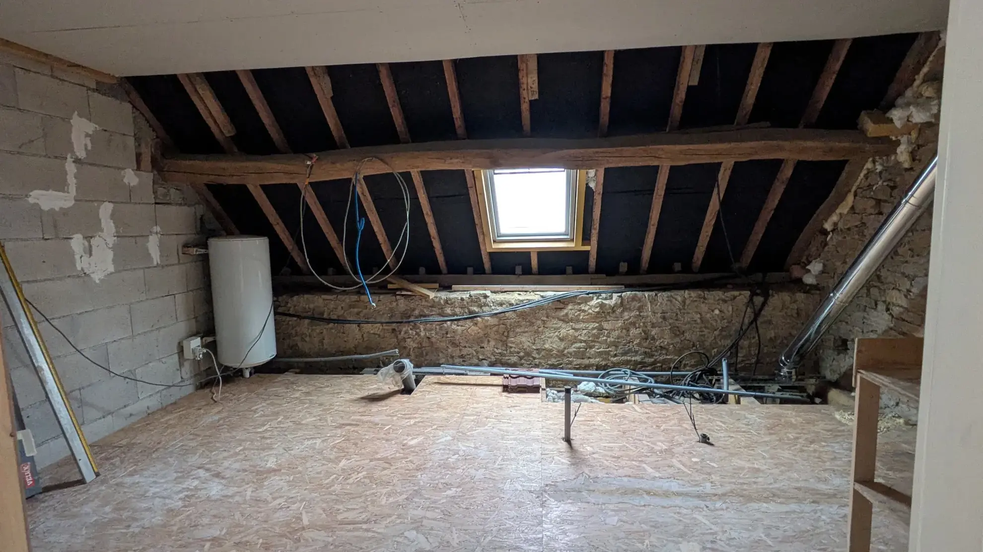 Maison rénovée de 145 m² avec terrain de 6750 m² à Bois-de-Gand 