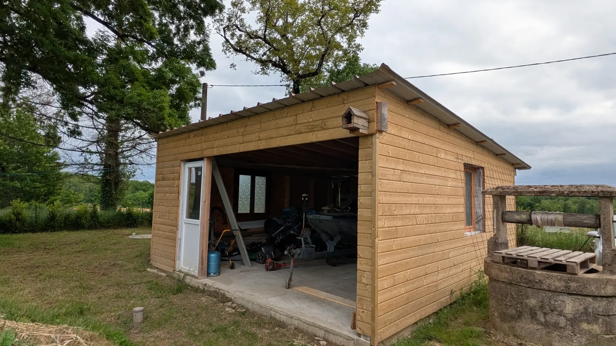 Maison rénovée de 145 m² avec terrain de 6750 m² à Bois-de-Gand 
