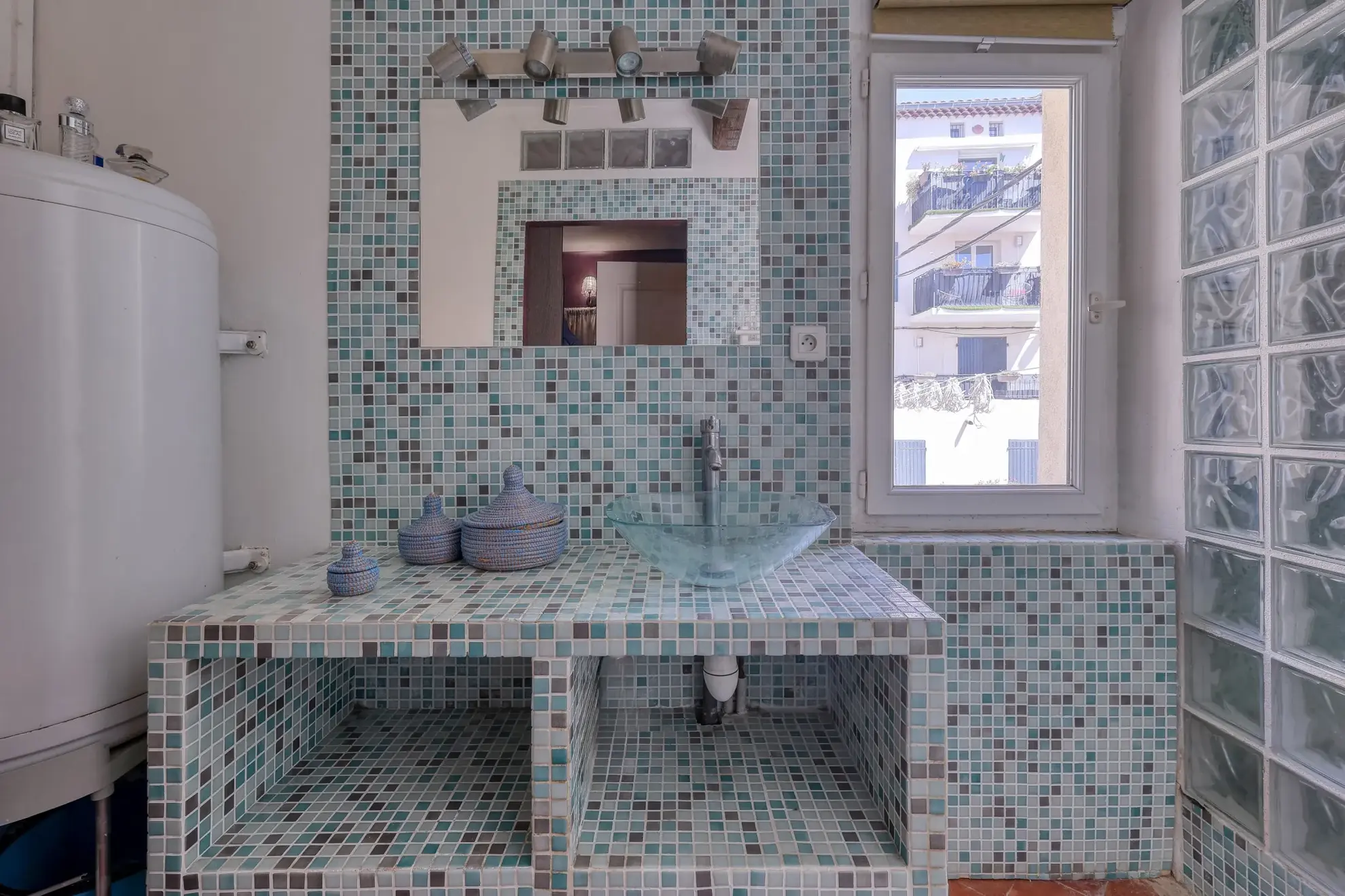 Superbe duplex T2/3 avec vue sur la baie à Bandol 