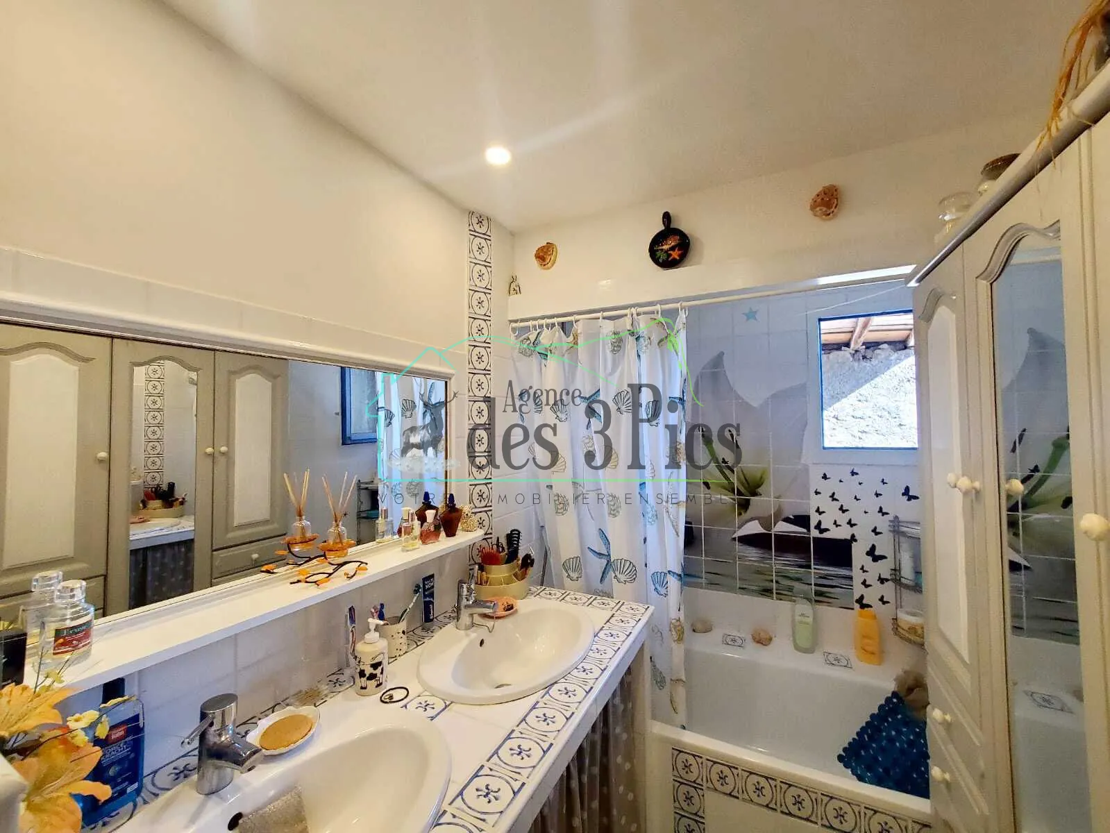 Ensemble immobilier à Caumont avec deux maisons, potentiel locatif et dépendances 