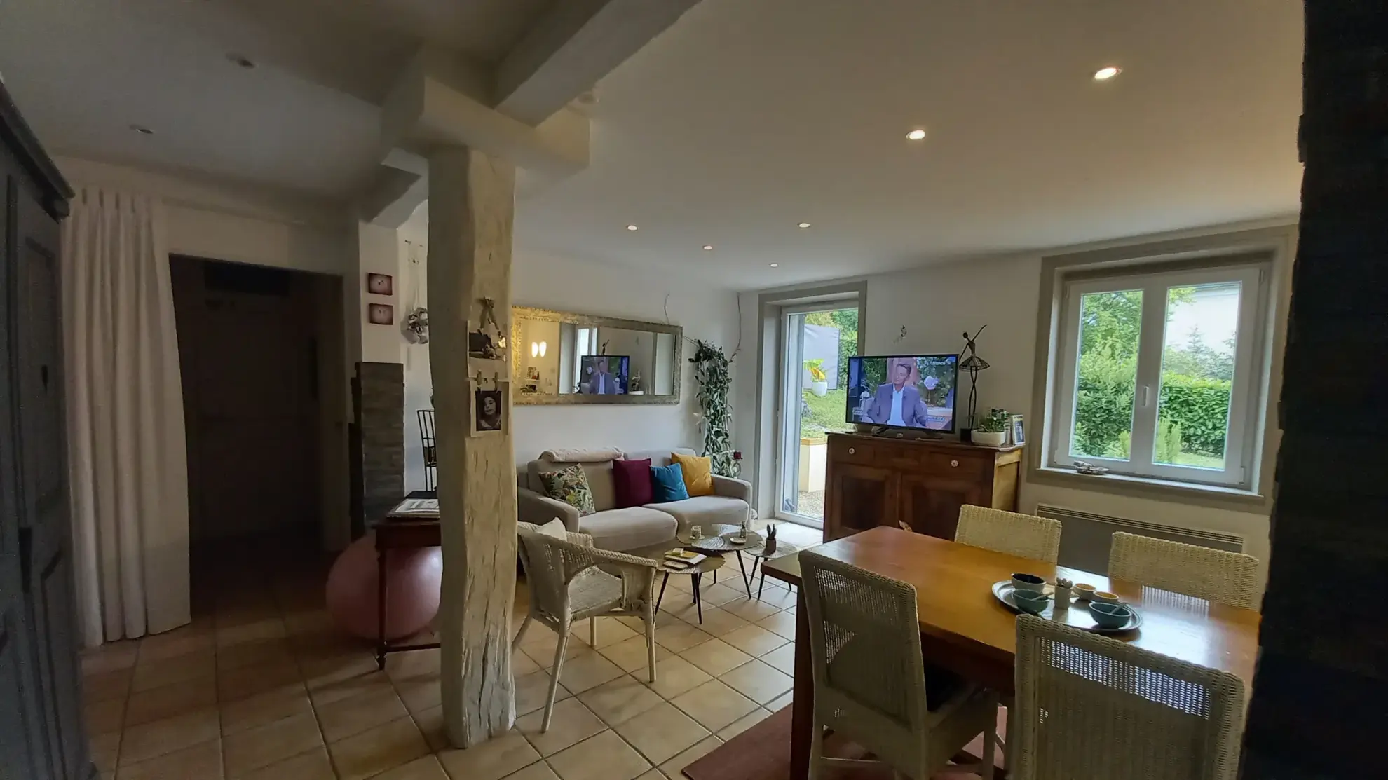 Appartement T2 avec Terrasse et Jardin à Lons-le-Saunier - Exposition Sud 