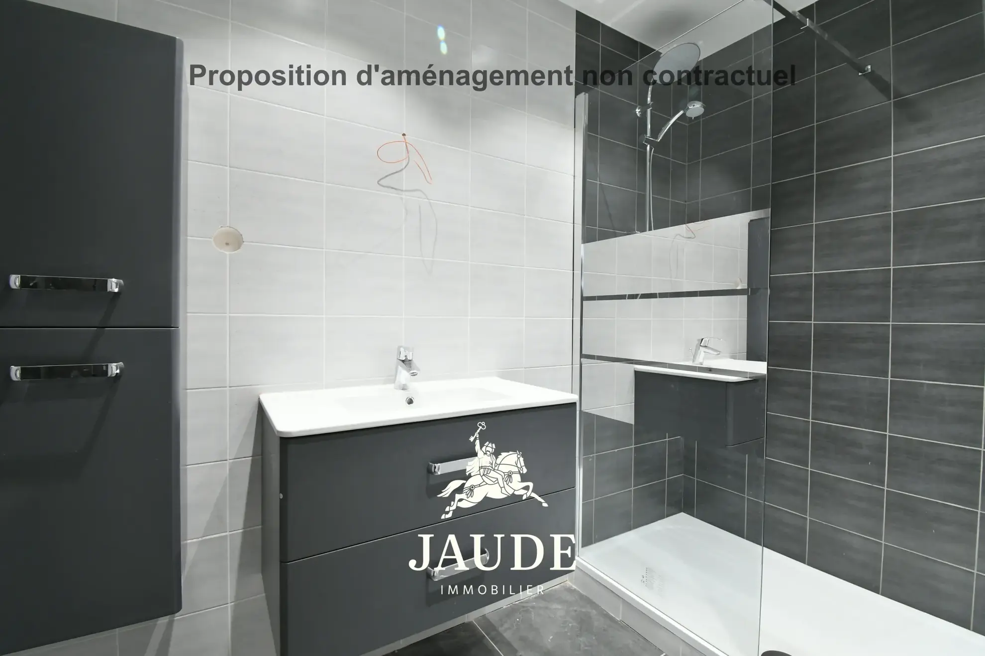 Appartement T3 rénové de 70m² avec parking à Clermont-Ferrand - Vue dégagée 