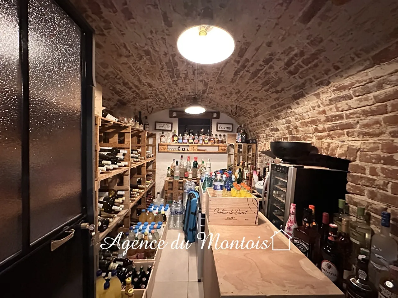 Maison de village rénovée à Donnemarie-Dontilly - 8 pièces, 5 chambres 