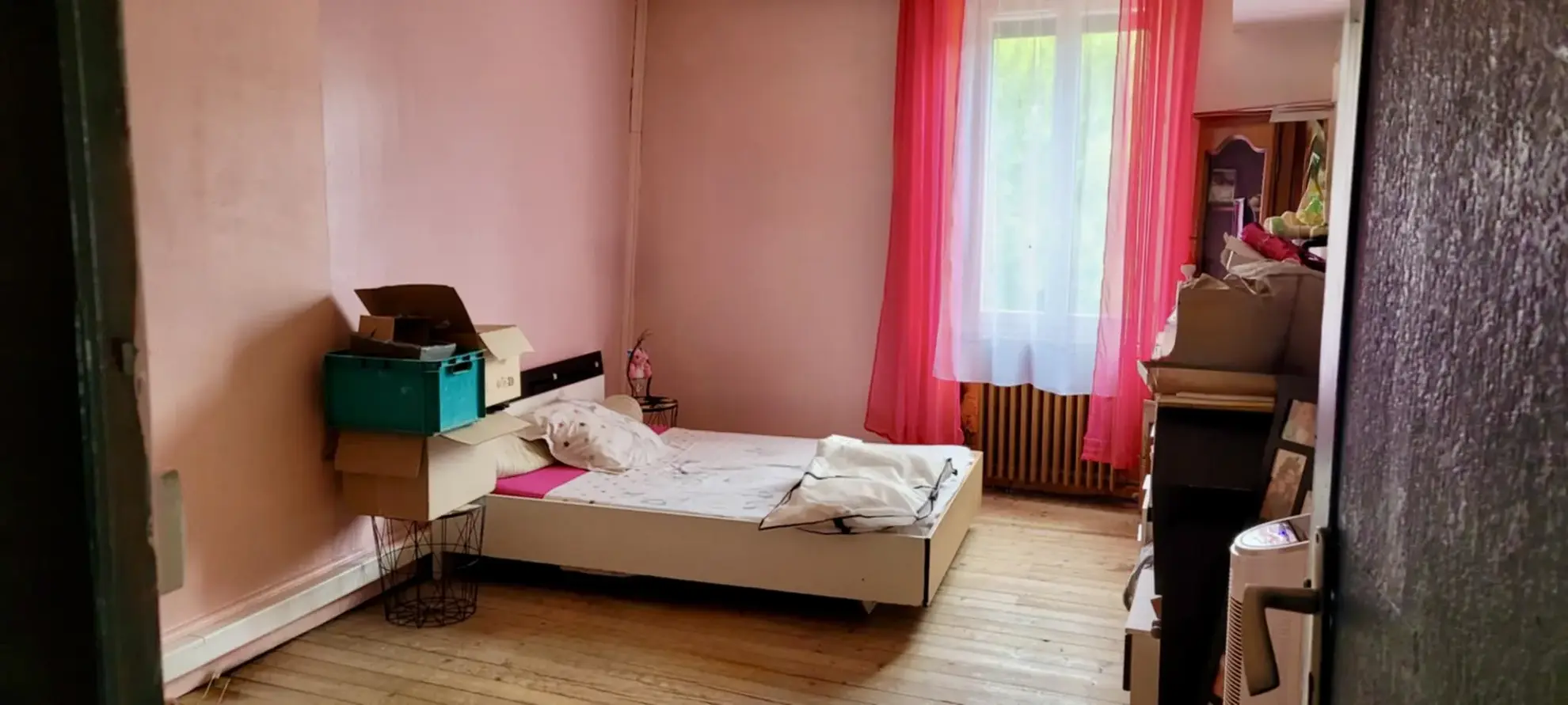 Charmante maison de village de 87 m2 à Coulanges la Vigneuse proche d'Auxerre 