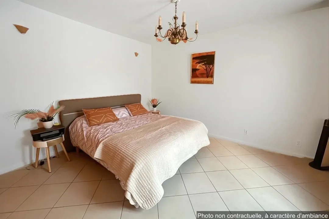 Maison individuelle lumineuse avec 4 chambres à Cantin (59169) - Idéalement située 