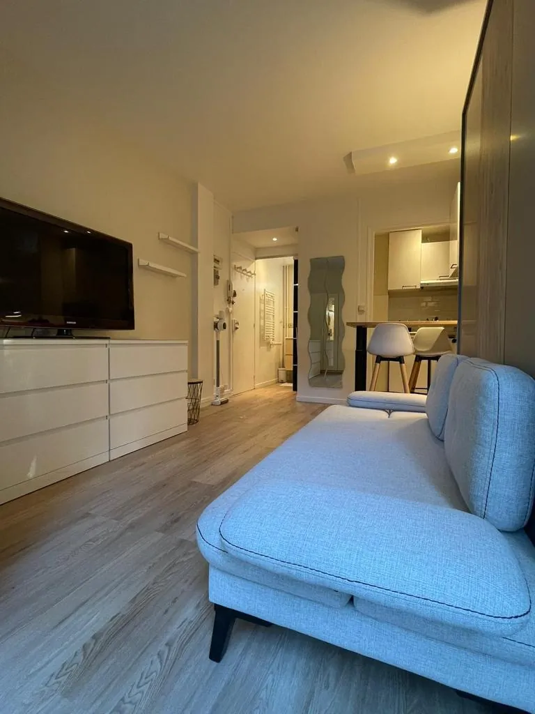 Studette meublée de 17,35 m² à Fontenay-le-Fleury, parfait investissement locatif
