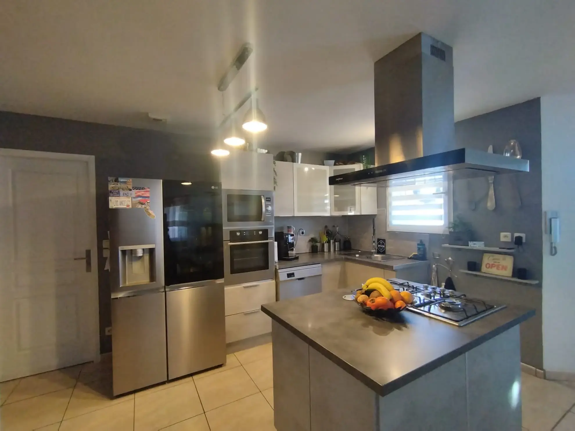 Charmante villa avec piscine et parking à Levignan-Corbières 