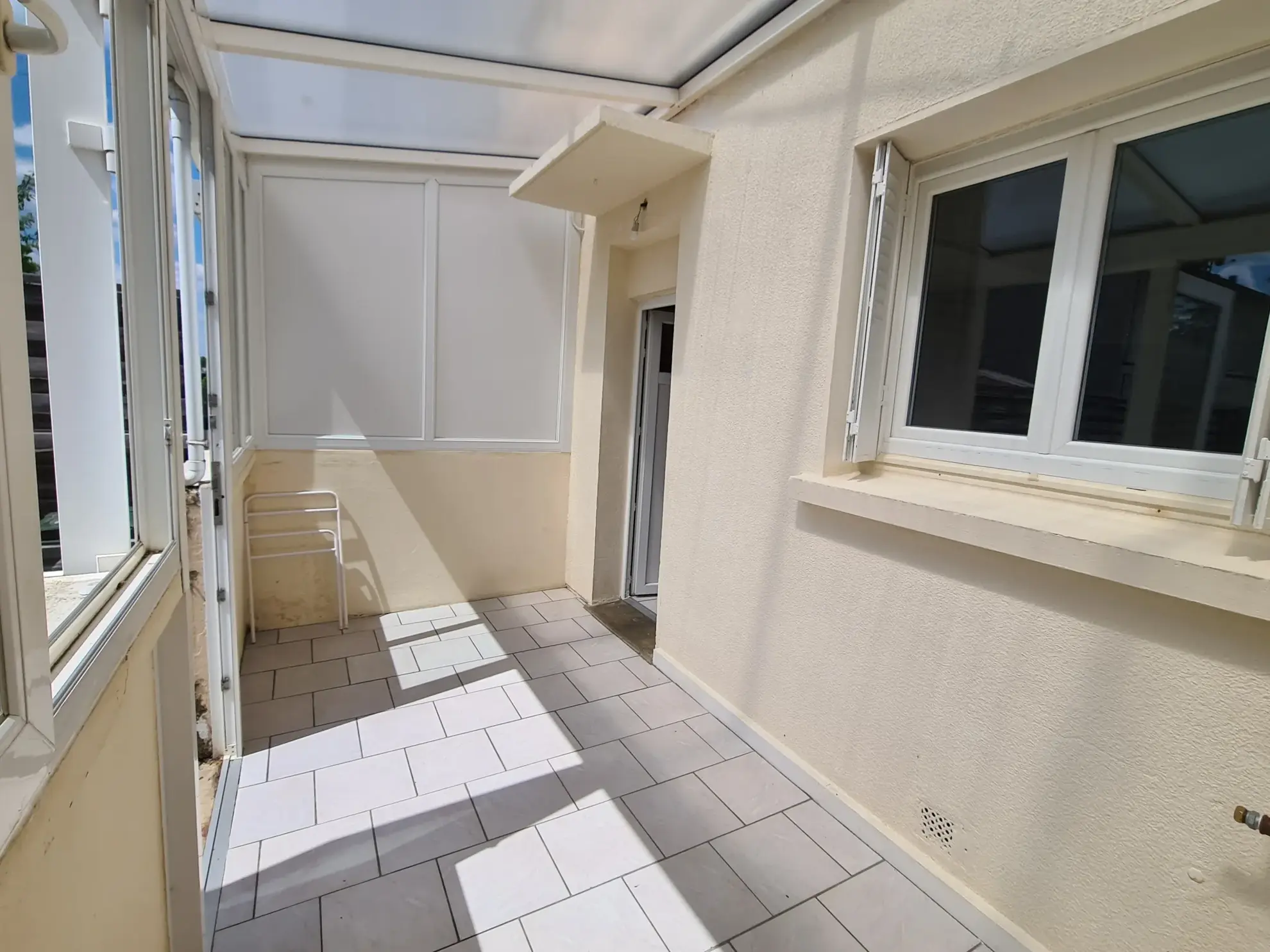 Maison de 60 m² à Saint-Dizier avec véranda et dépendance – Exclu 