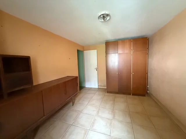 Belle propriété à Lacapelle Biron avec deux maisons, terrain de 4000 m² et multiples possibilités d’aménagement 