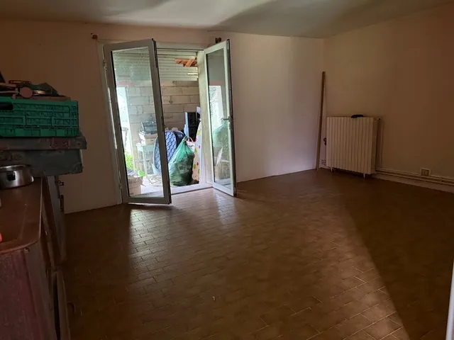 Belle propriété à Lacapelle Biron avec deux maisons, terrain de 4000 m² et multiples possibilités d’aménagement 