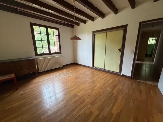 Belle propriété à Lacapelle Biron avec deux maisons, terrain de 4000 m² et multiples possibilités d’aménagement 