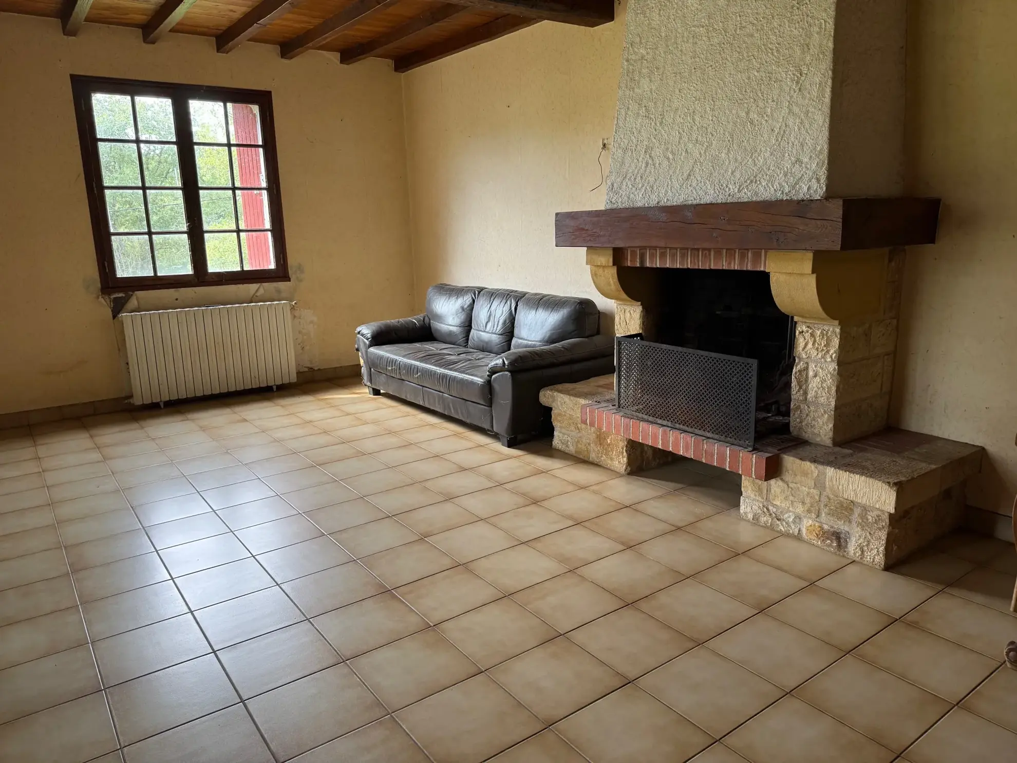 Belle propriété à Lacapelle Biron avec deux maisons, terrain de 4000 m² et multiples possibilités d’aménagement 