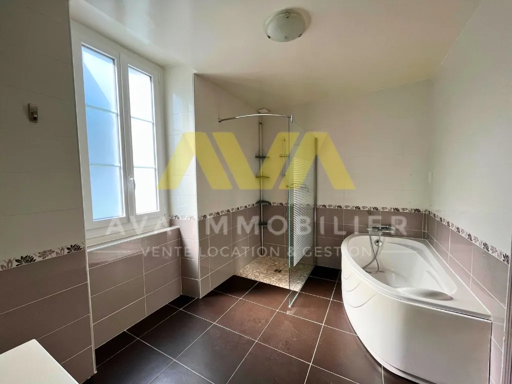 Maison de ville avec jardin privé à Mauleon Licharre - 6 pièces, 4 chambres 