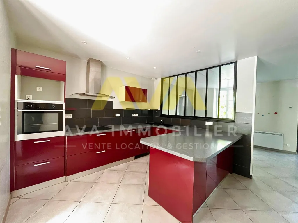 Maison de ville avec jardin privé à Mauleon Licharre - 6 pièces, 4 chambres 