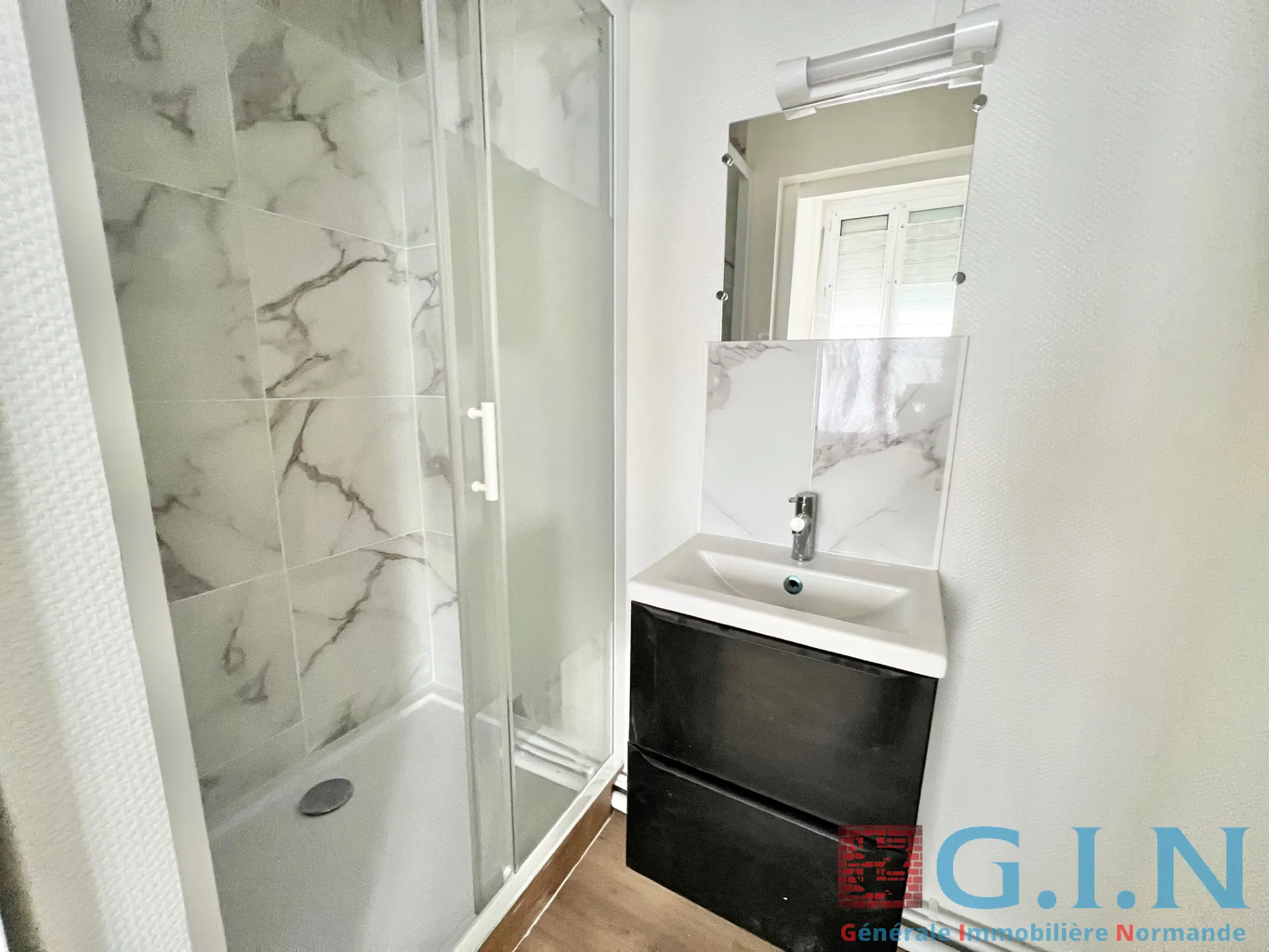 Charmant studio rénové de 17,30 m² à Rouen proche place Cauchoise 