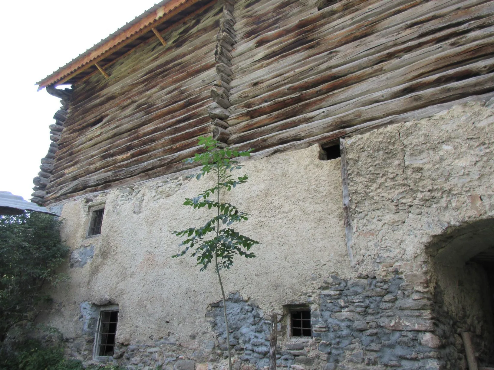 Maison d'alpage à rénover avec vue montagne à Guillestre, Hautes-Alpes 