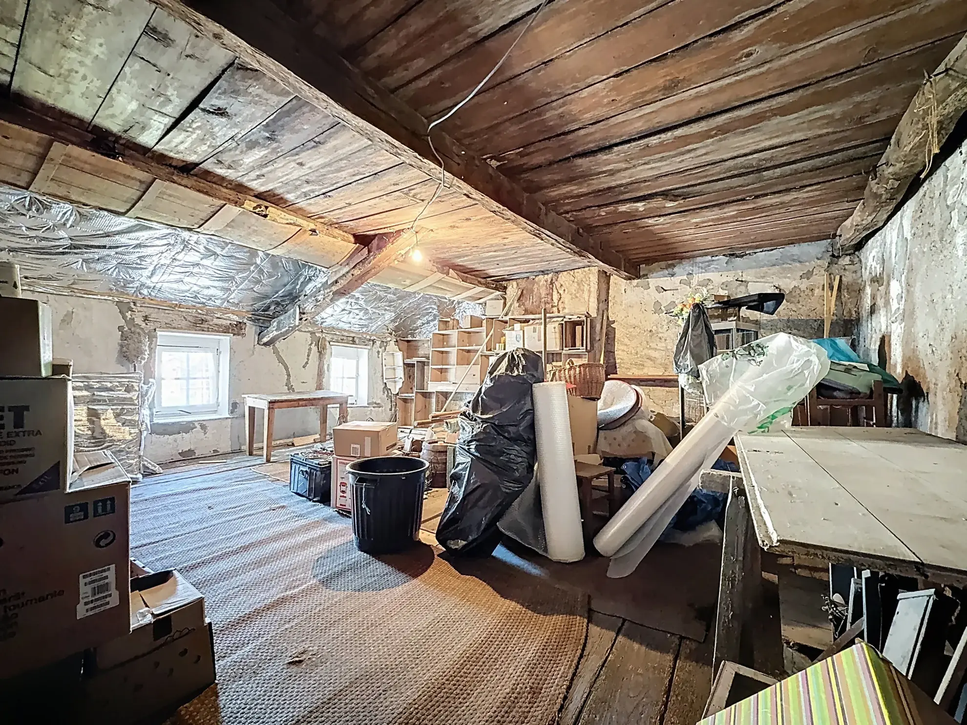 Maison spacieuse de 147 m² à vendre à Mirecourt avec garage et terrasse 