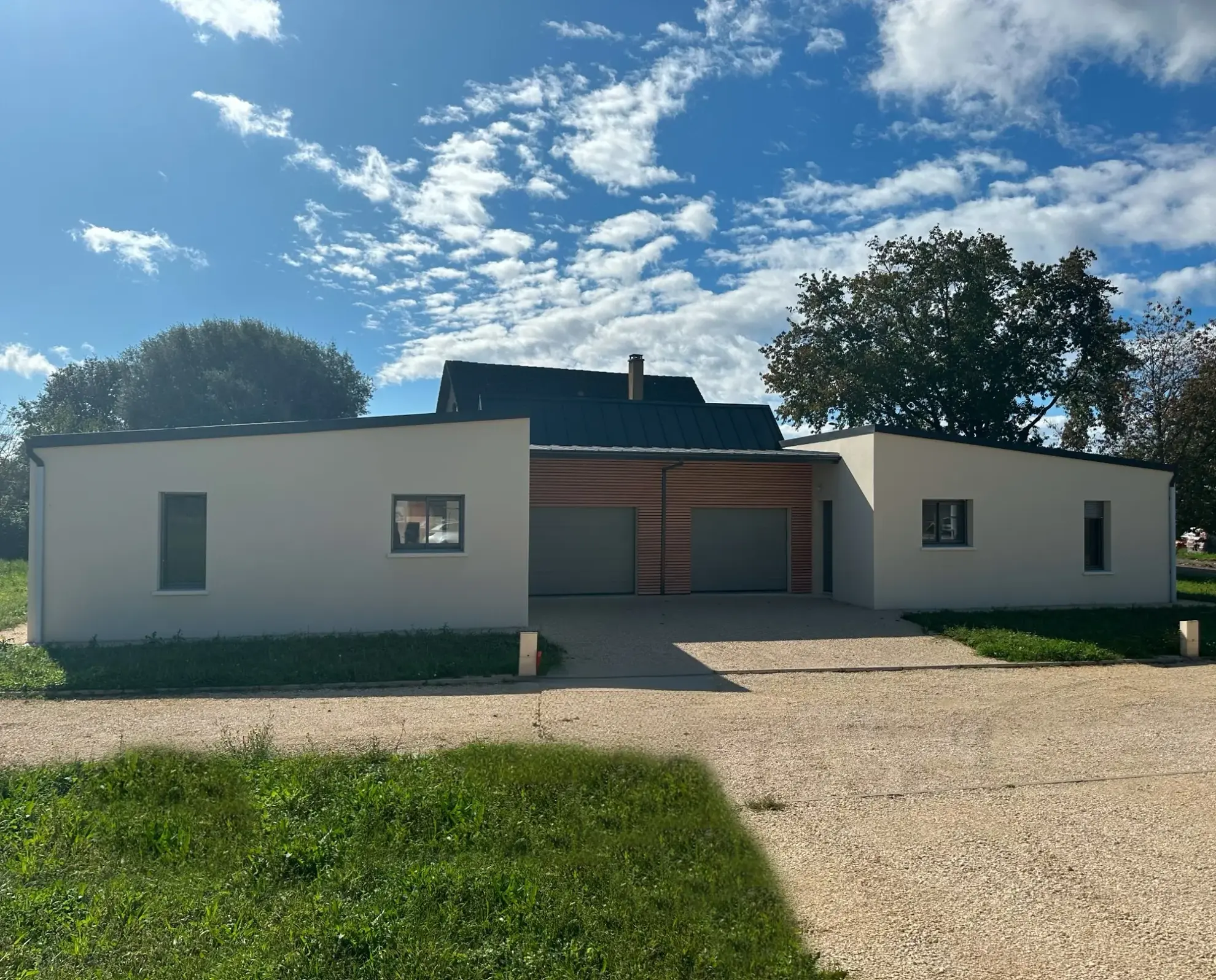 Villa T3 neuve avec jardin et proximité commerces à Salignac-Eyvigues 