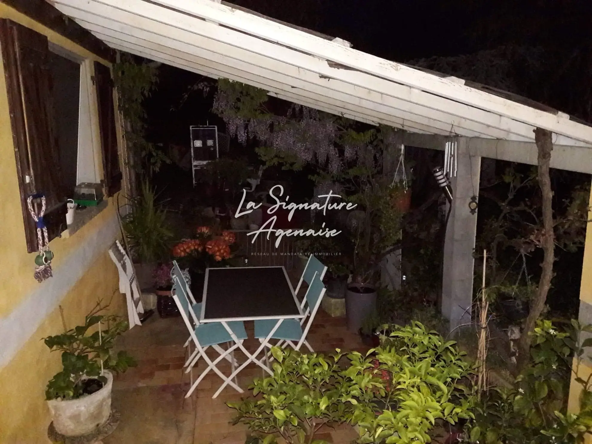 Maison spacieuse de 300 m² avec terrain de 5000 m² à Valence d'Agen 