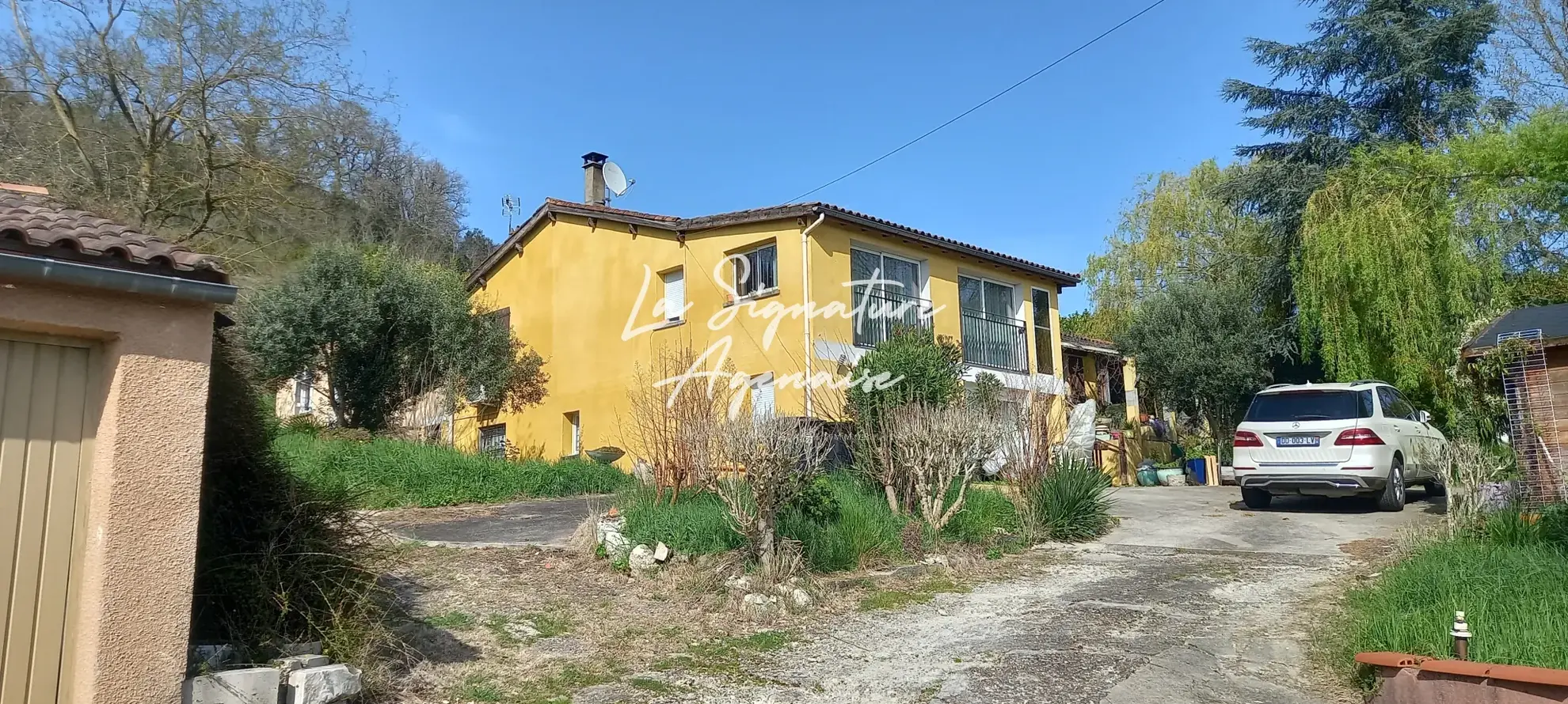 Maison spacieuse de 300 m² avec terrain de 5000 m² à Valence d'Agen