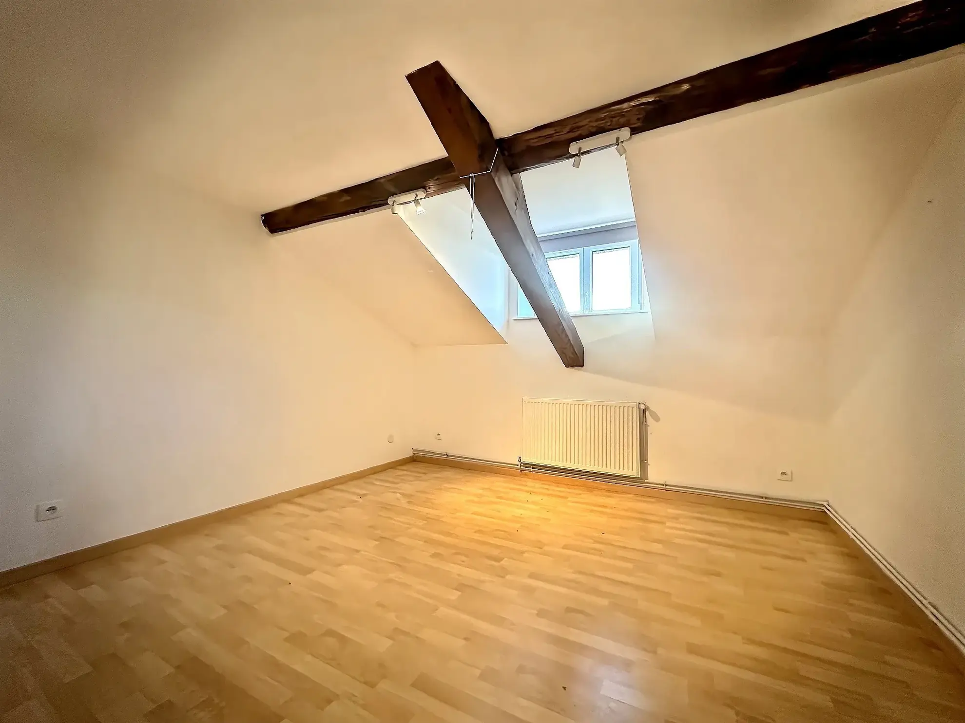 A vendre duplex F6 de 150 m² à Jezainville, calme et lumineux 