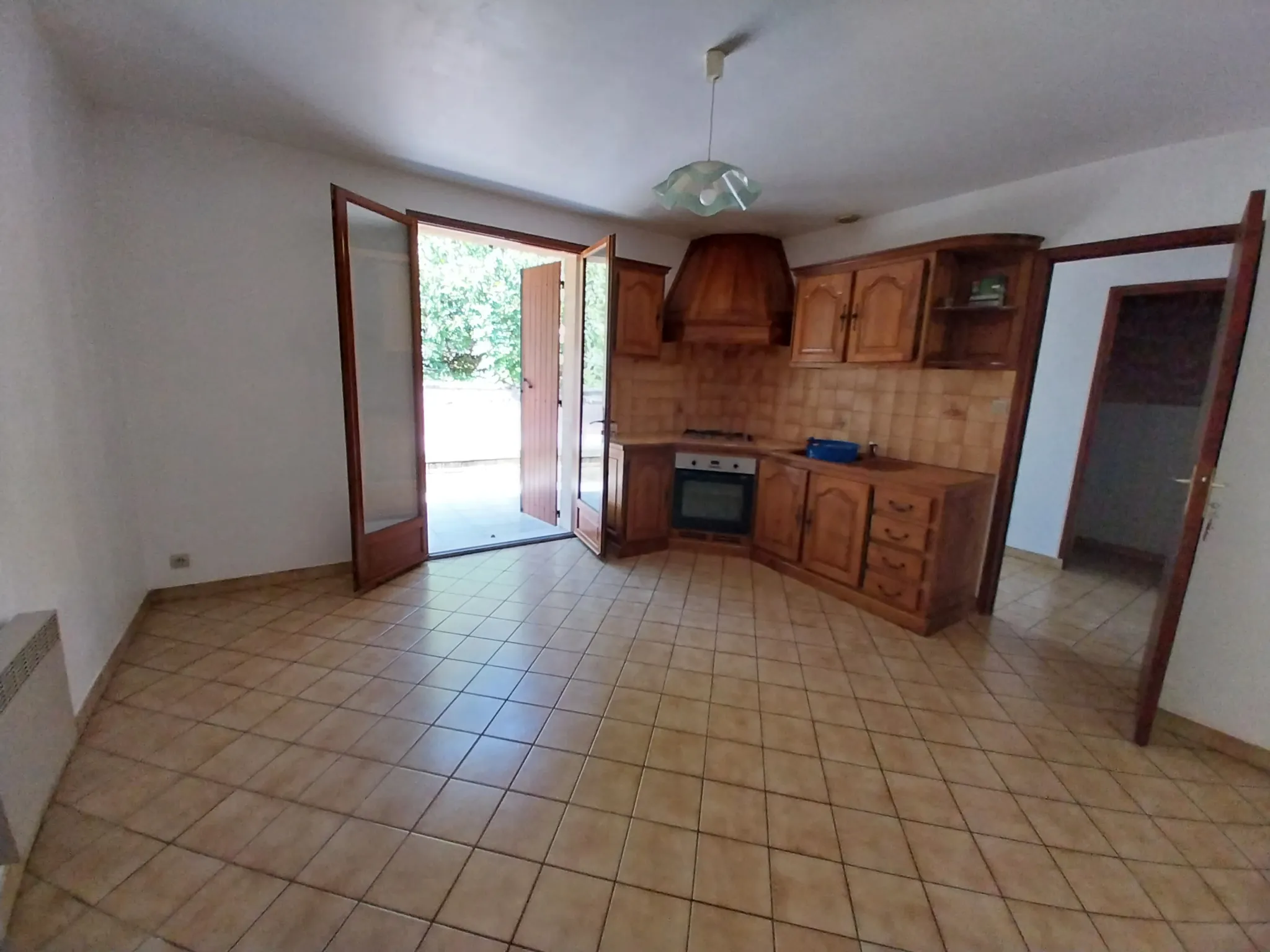 Maison familiale à Chancelade avec vue exceptionnelle et grands volumes 