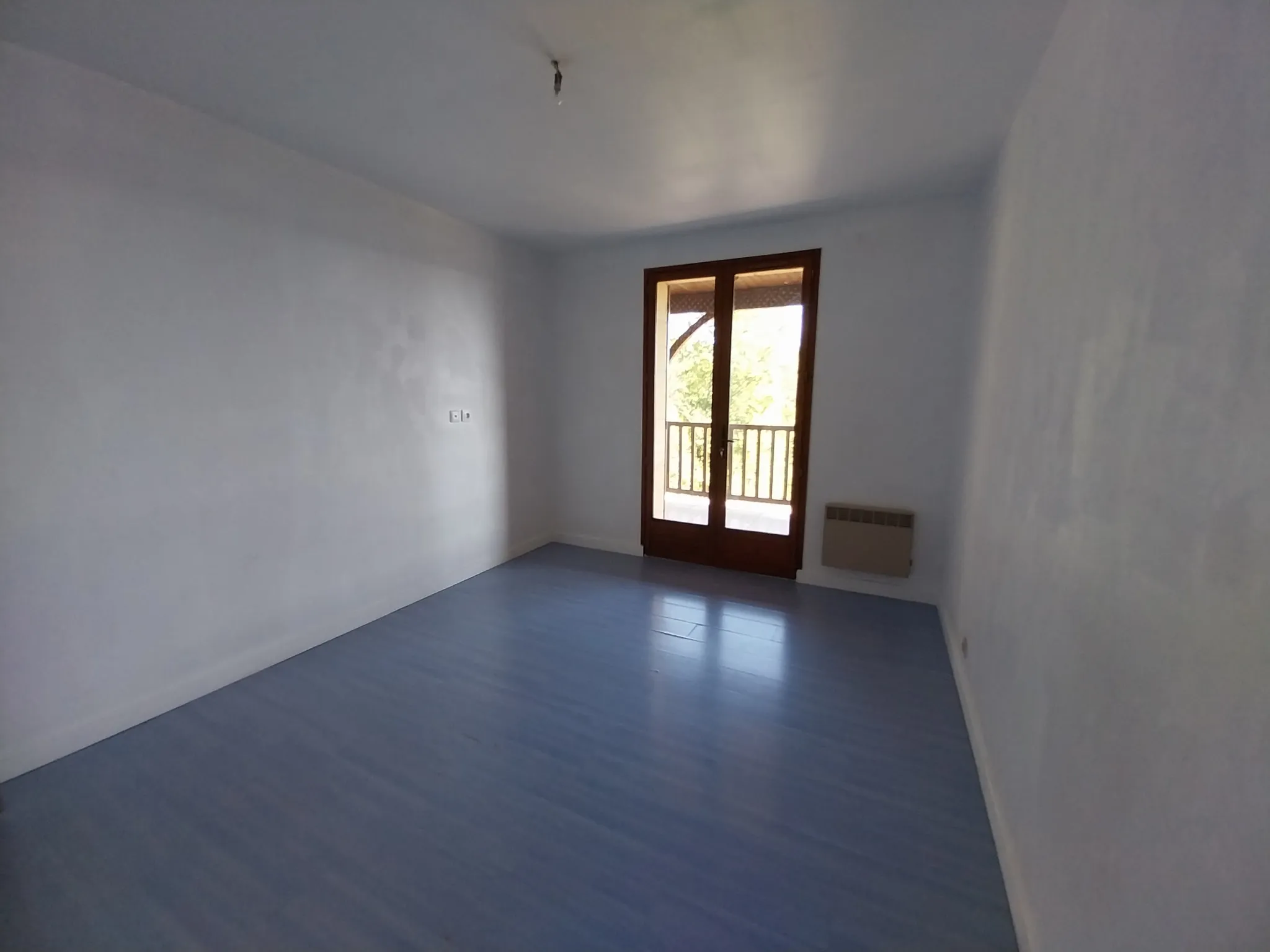 Maison familiale à Chancelade avec vue exceptionnelle et grands volumes 